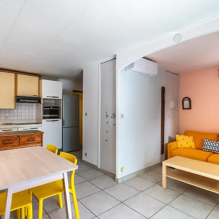 Les Mimosanes-3 By Interhome *